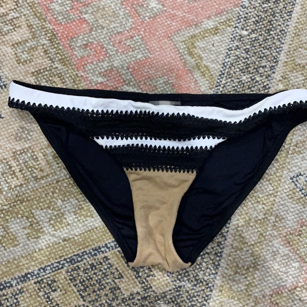 PilyQ white black tan swim bottom size small